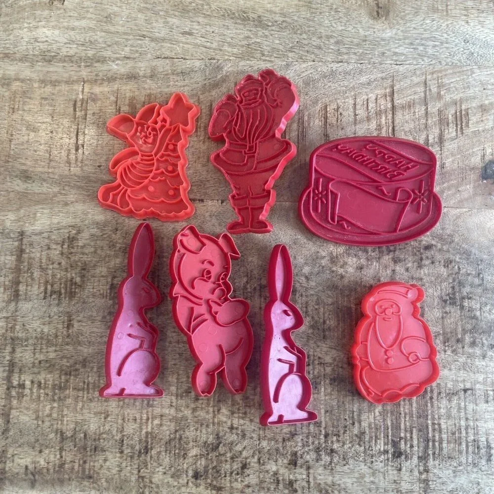 Vintage Red Holiday Cookie Cutters Pig Santa Rabbit Birthday Cake Piglet Porky